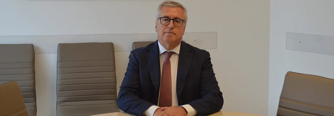 Roberto Tribuno in ufficio