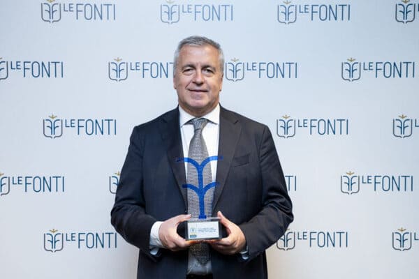 Roberto Tribuno premiato ai Le Fonti Awards 2025
